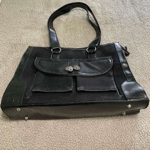 Coldwater Creek black bag is very roomy with several different compartments - Picture 1 of 8